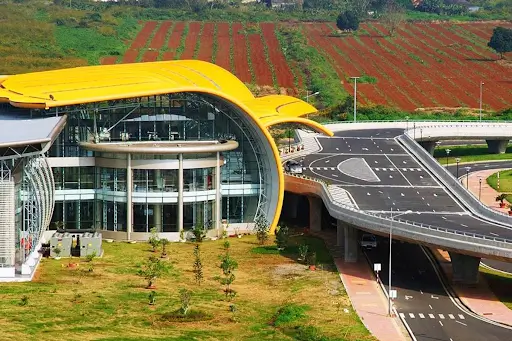 San Bay Lien Khuong Dong Cua Day La 5 Cach Den Da Lat Nhanh Gon Re