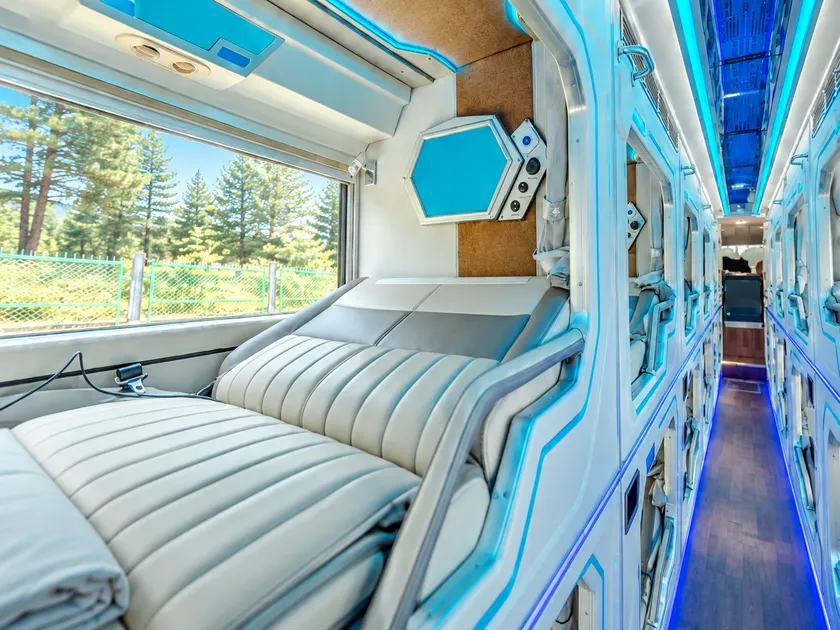 Chi tiết cabin đôi — ảnh minh họa